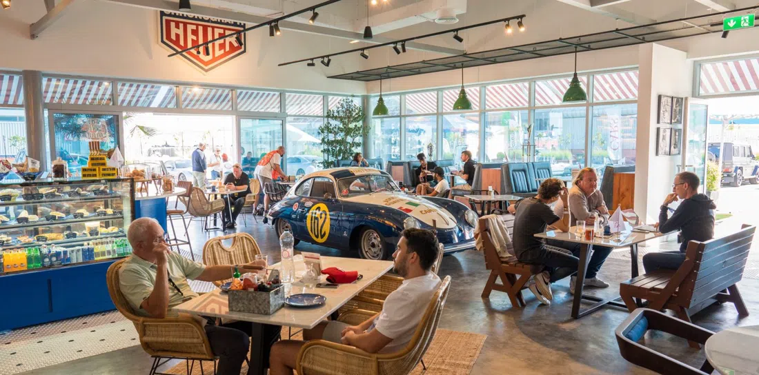 The CARS Café, Dubai