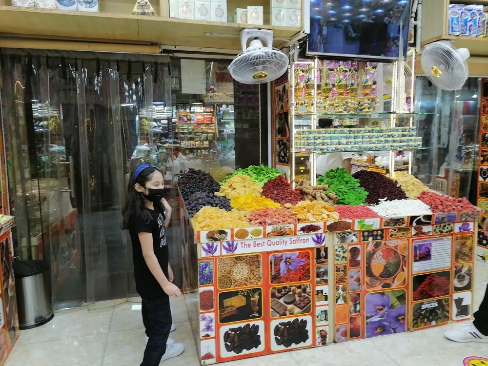 In Dubai's Old Souks, the Trade Still Sets the Price