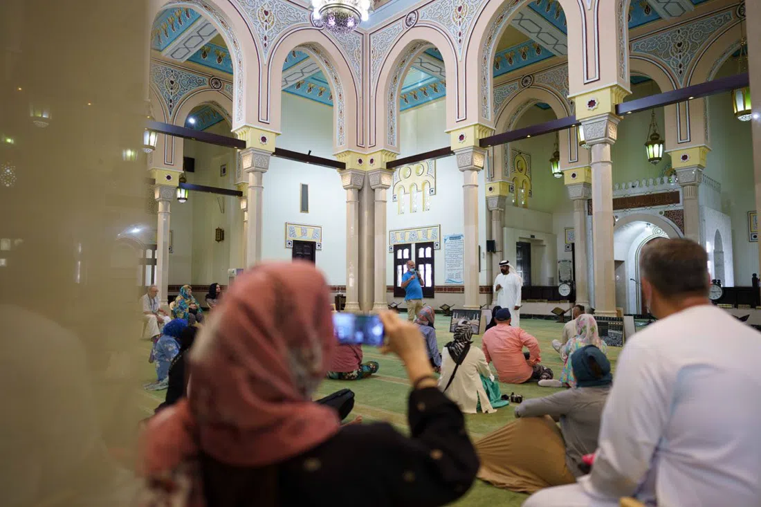 Jumeirah Mosque (Besuch des Sheikh Mohammed Centre for Cultural Understanding), Dubai
