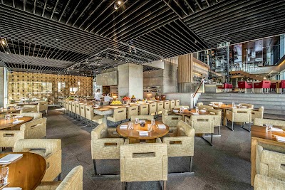 Zuma, Dubai
